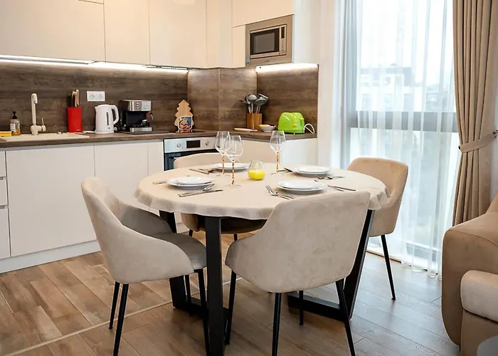 Cozy Sea View With Pool *