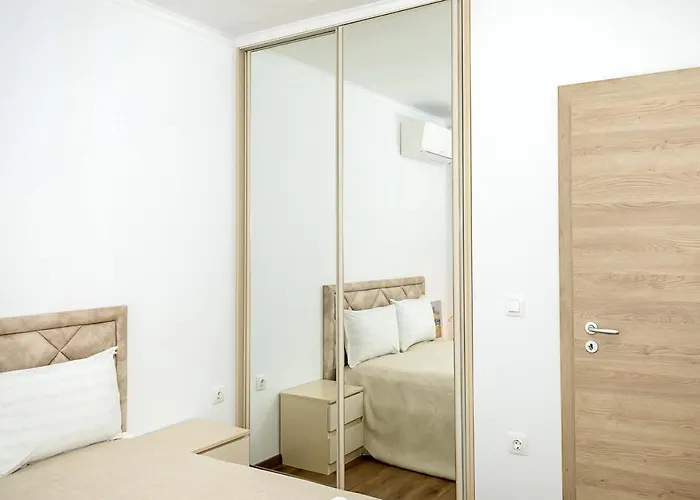 Cozy Sea View With Pool Варна