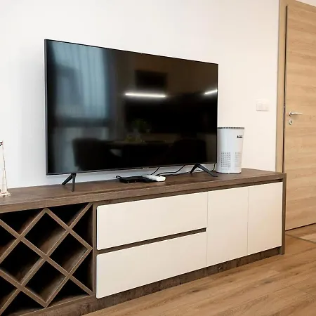 Cozy Sea View With Pool *