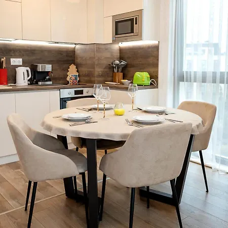 Cozy Sea View With Pool *