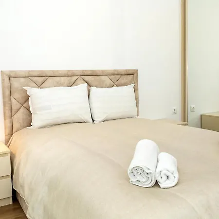 Apartment Cozy Sea View Apartment With Parking Warna