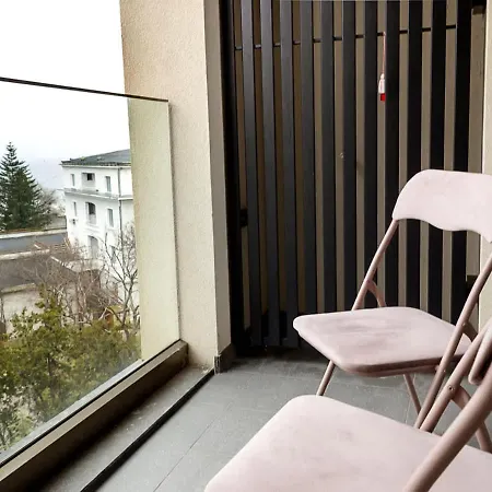 Apartment Cozy Sea View Apartment With Parking